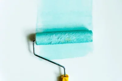 Peinture intérieure à Cerizy — murs, plafonds et boiseries